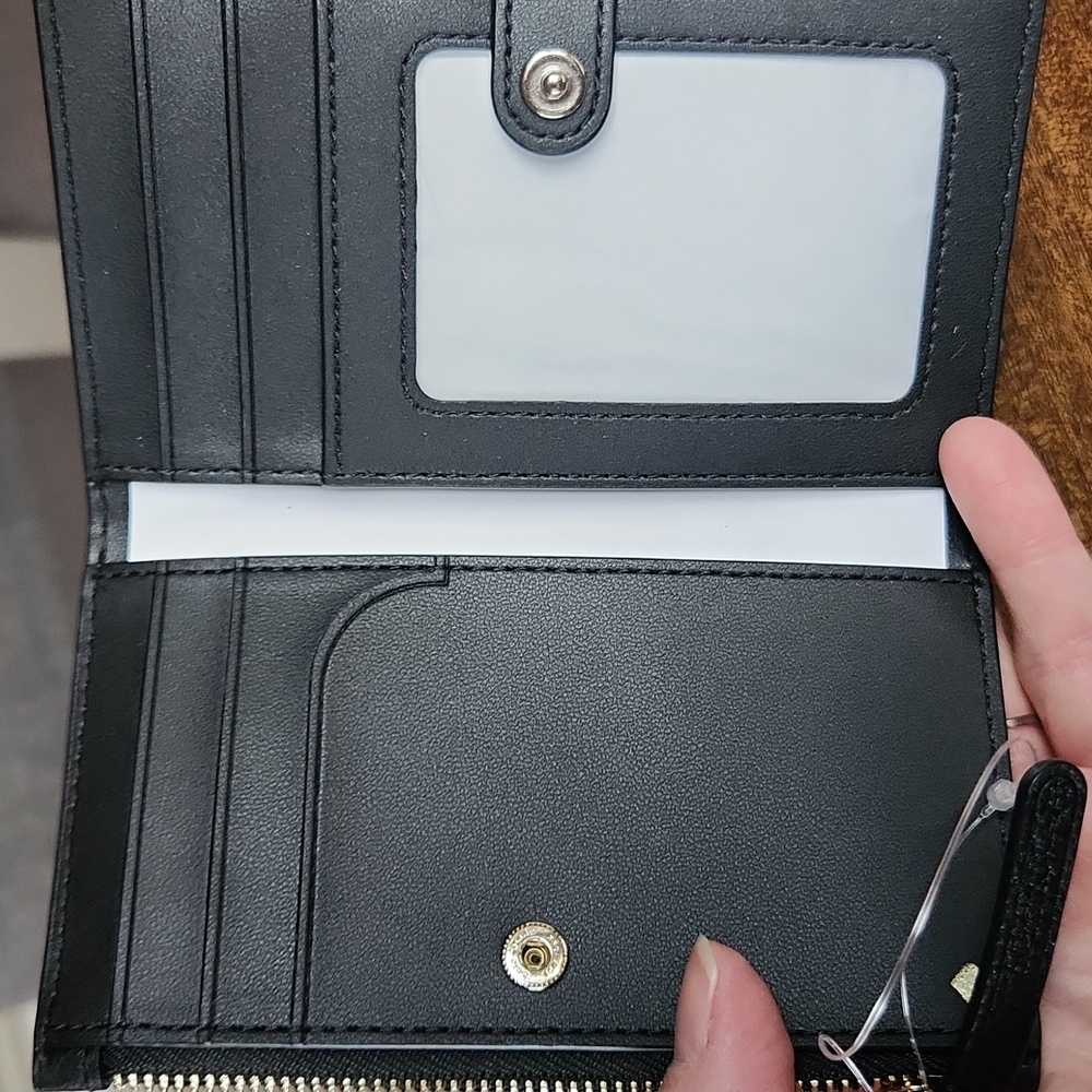 Kate Spade Black Pebbled Leather Bifold Wallet NWOT - Picture 6 of 8